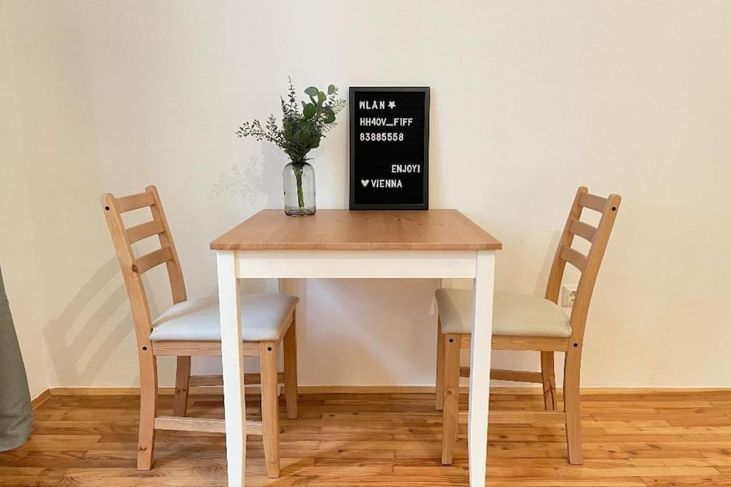 Mariahilfer Street Apartment Wenen Buitenkant foto